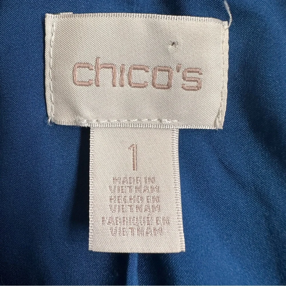 Chico's Women‎ Modern Textured Jacket Blue Gold Buttons Medium 8 EUC Luxe Preppy